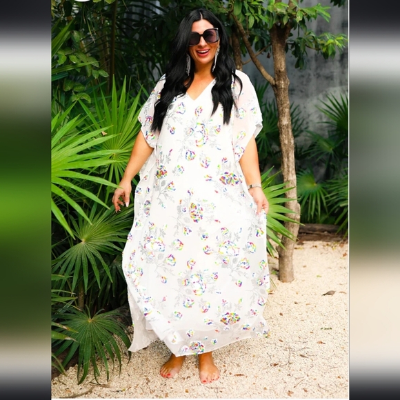 BUDDY LOVE,  Atlas Sequin Caftan Maxi Dress, White Sangria, Size Medium - NWT - Picture 2 of 14